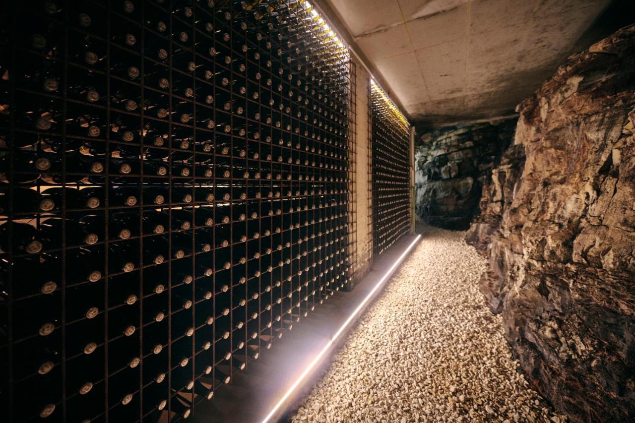 Winery Cuj Bed & Breakfast Vilanija Kültér fotó